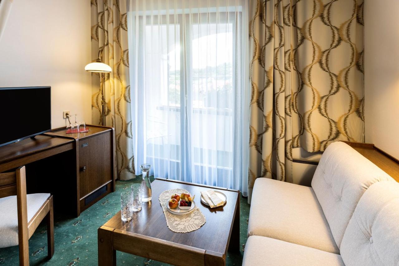 Genussgasthof & Hotel Beim Krutzler Heiligenbrunn المظهر الخارجي الصورة