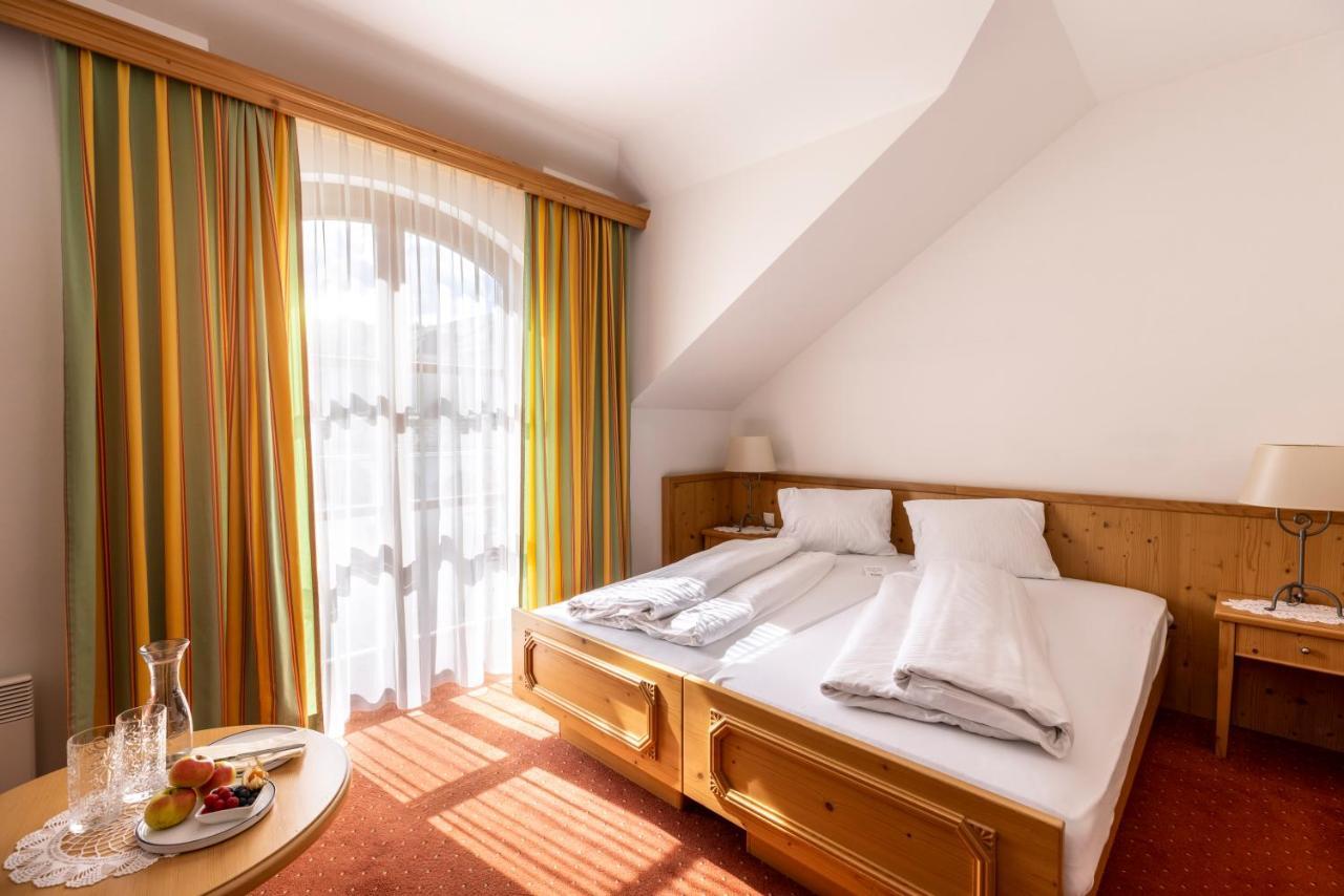 Genussgasthof & Hotel Beim Krutzler Heiligenbrunn المظهر الخارجي الصورة