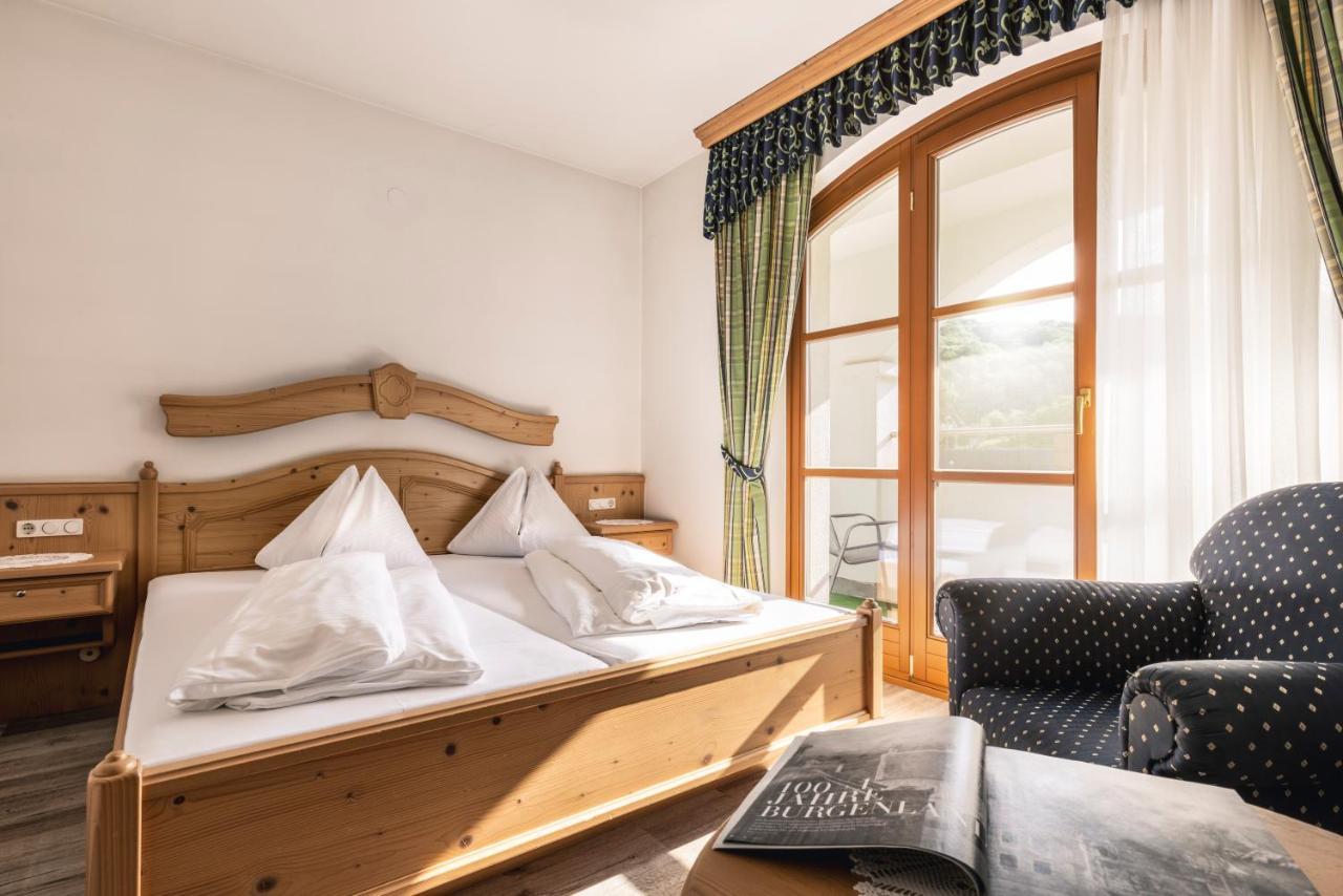 Genussgasthof & Hotel Beim Krutzler Heiligenbrunn المظهر الخارجي الصورة